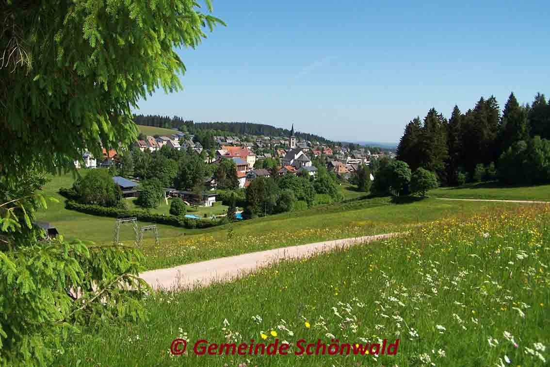 Schönwald mit Freibad